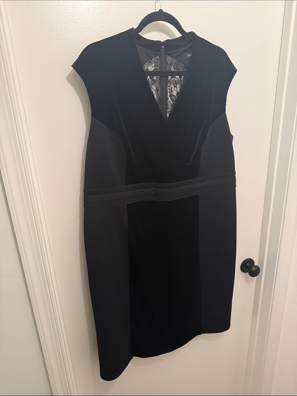 Ellen Tracy Black V-Neck Dress with Lace Back and Velvet Panel
